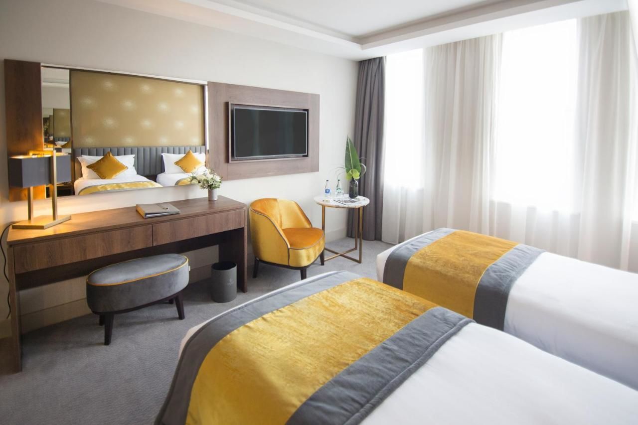 Отель Iveagh Garden Hotel Дублин